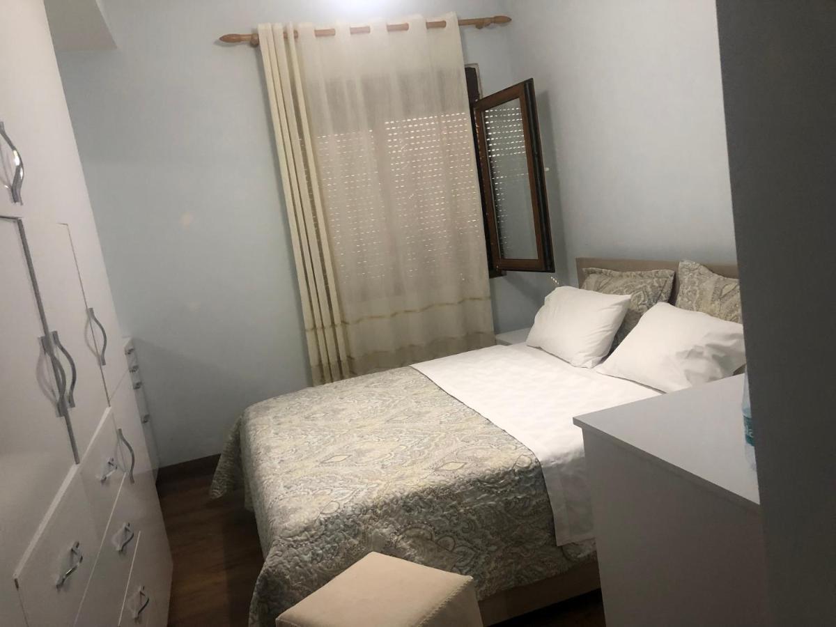 Kris'S Apartment Lezhë Екстериор снимка